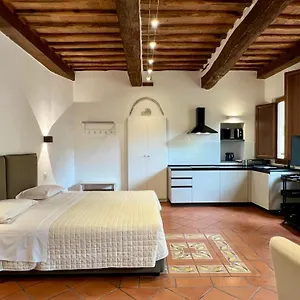 Regis Aparthotel